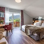 Ammergauer Zeitgeist Otel
