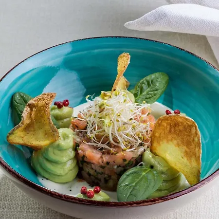 Ammergauer Zeitgeist فندق