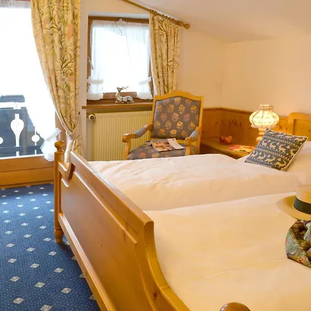 Ammergauer Zeitgeist 4*